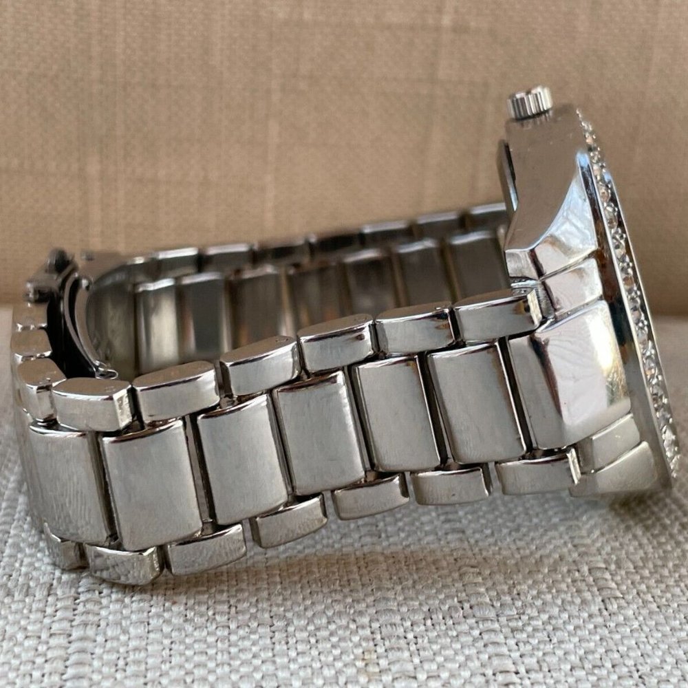 Disney Accutime Women Wristwatch Silver Tone Pink Face Quartz Watch - Picture 11 of 12